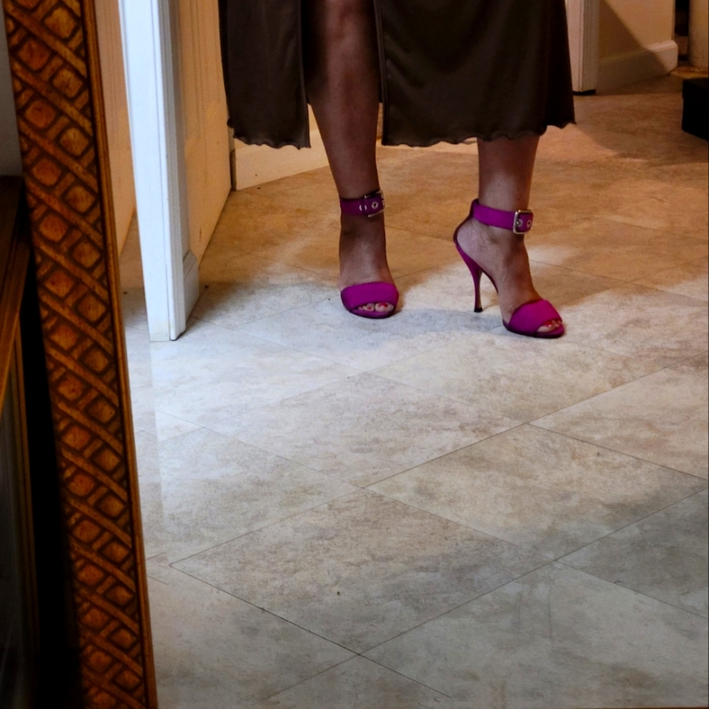 Women's Pink Suede heel Sandals